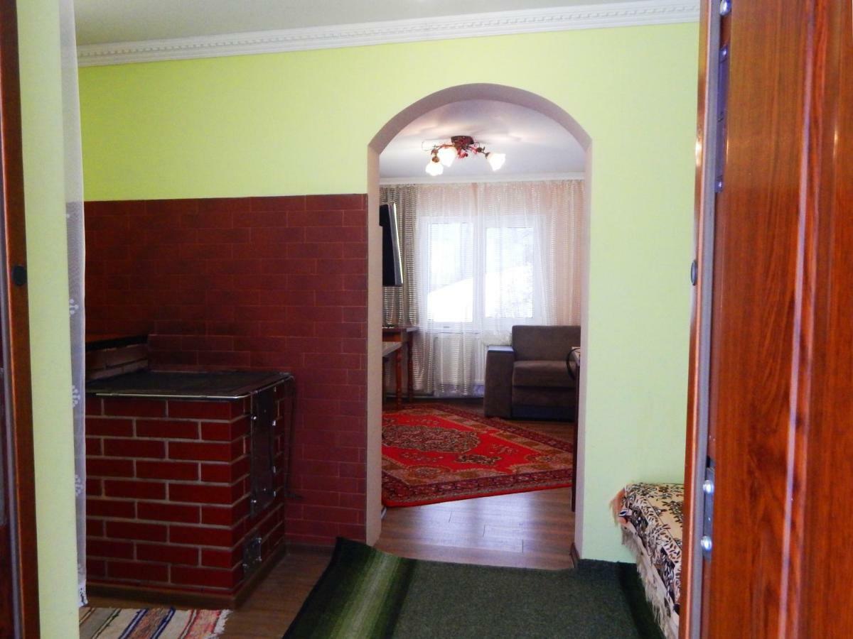 Cottage Svitanok Lopushnoye Exterior foto